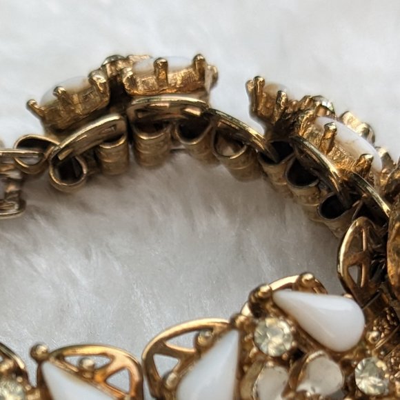 Vintage Enamel Wild Rose, Milk Glass, & Rhinestone Book Chain Gold Tone Bracelet - Picture 5 of 5